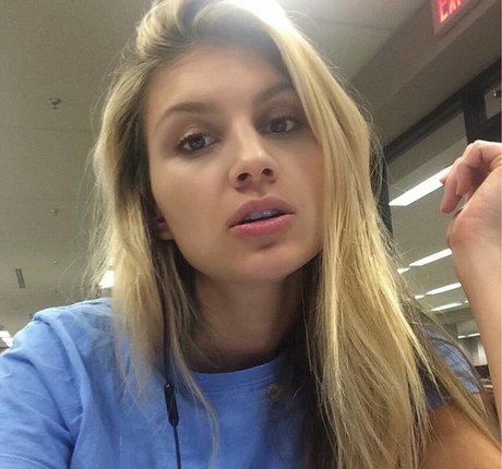 Krystal Gable sex star archive