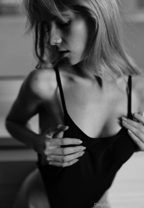 di sedova exclusive star photos