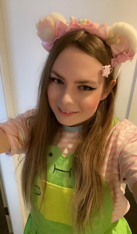 xmaddiemoonx star nice photo