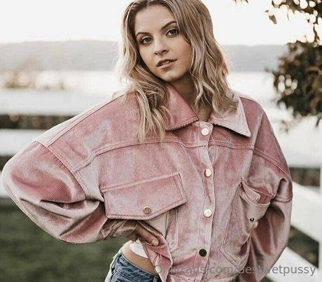 bestwetpussy model nudes pic