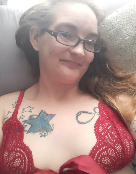 model onlyfans erotic picture