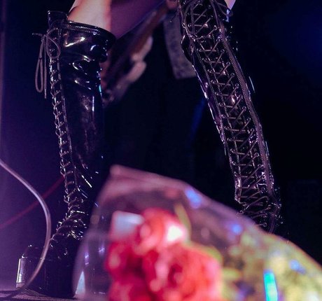 teen lesbian onlyfans free nude pictures