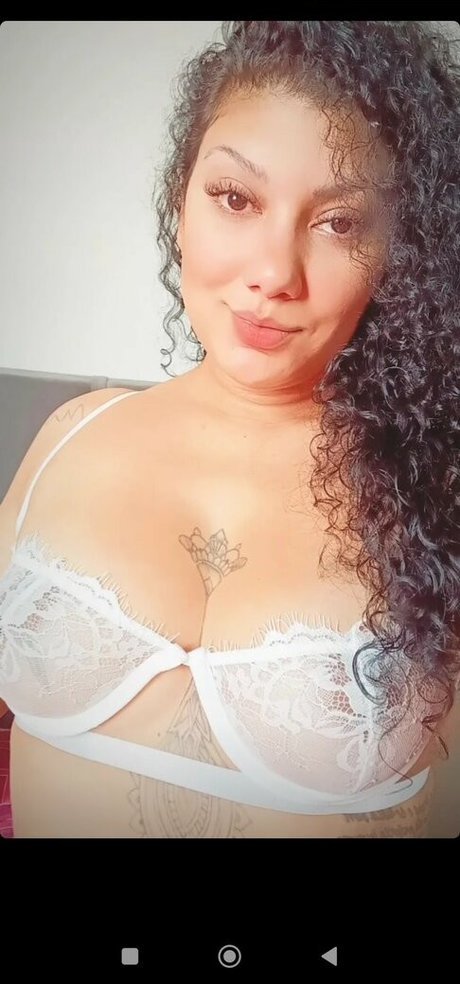 Drielle Renata model perfect image