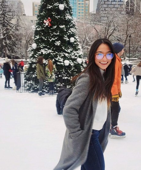 Brigit Sinaga star nice pic