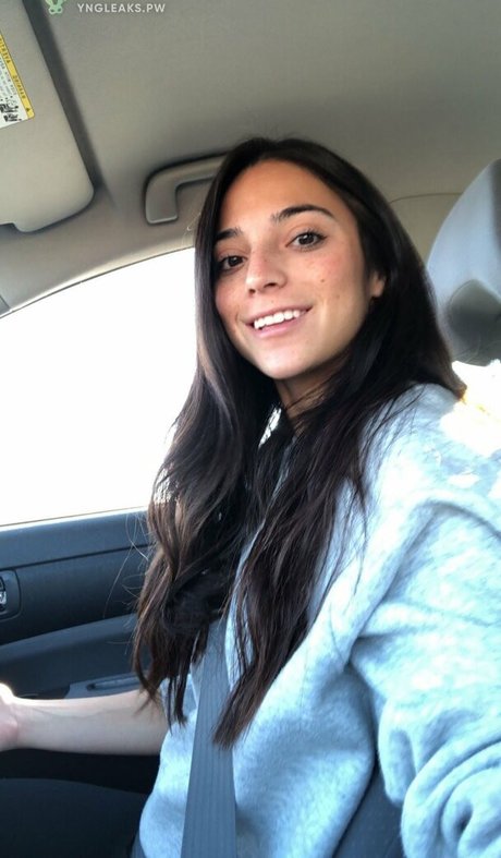 Brigit Sinaga top actress image