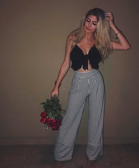 Megan Aisoff beautiful model images