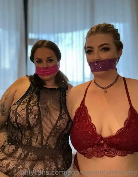 sophieeminxintimate erotic star photo