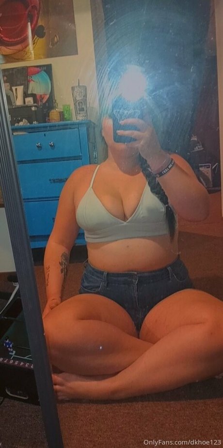 dkhoe123 porn actress images