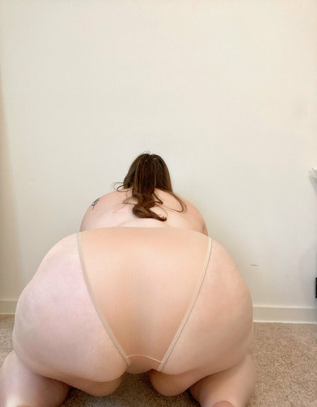 fat redhead onlyfans naked image