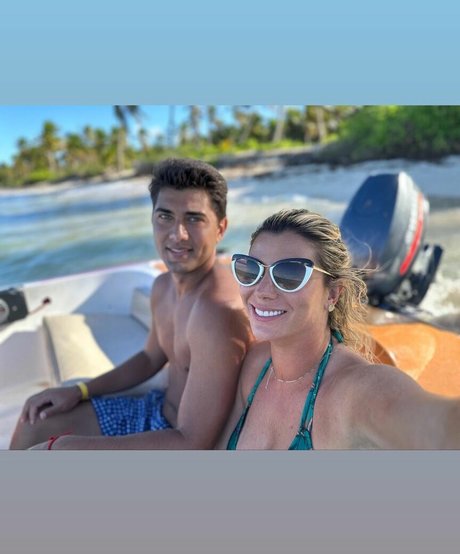 Isabela Pagliari nude model img