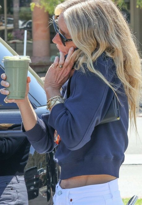 Gwyneth Paltrow erotic model photos