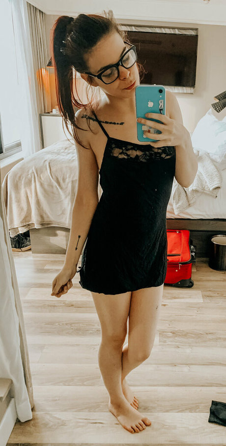 Shegavemethree pornstar top photo