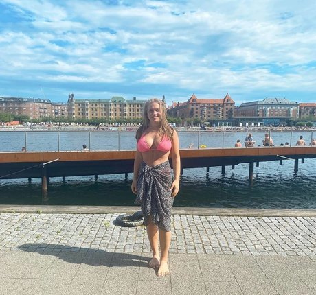 Anja Nissen porn star photos