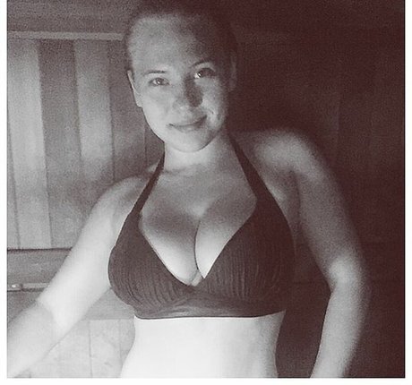 Anja Nissen naked actress photo