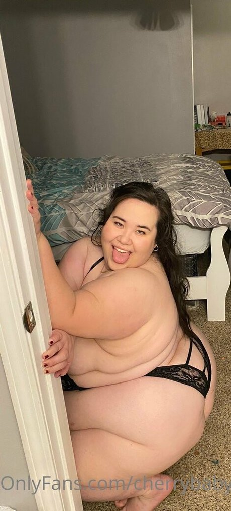 cherrybabyssbbw naked model picture