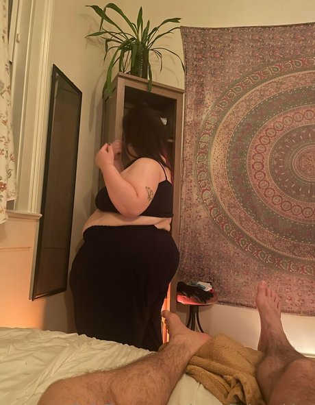cherrybabyssbbw nudes model images