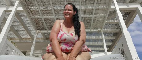 ssbbwlailani model erotic image