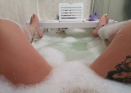 pregnantmamamsalicefury erotic model pic