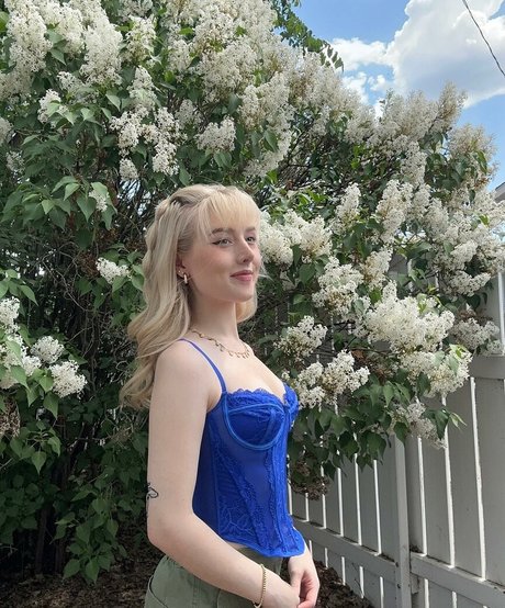 Camcossss sexy model galleries