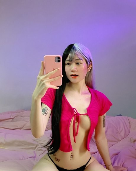 Accpeachyy perfect pornstar pictures