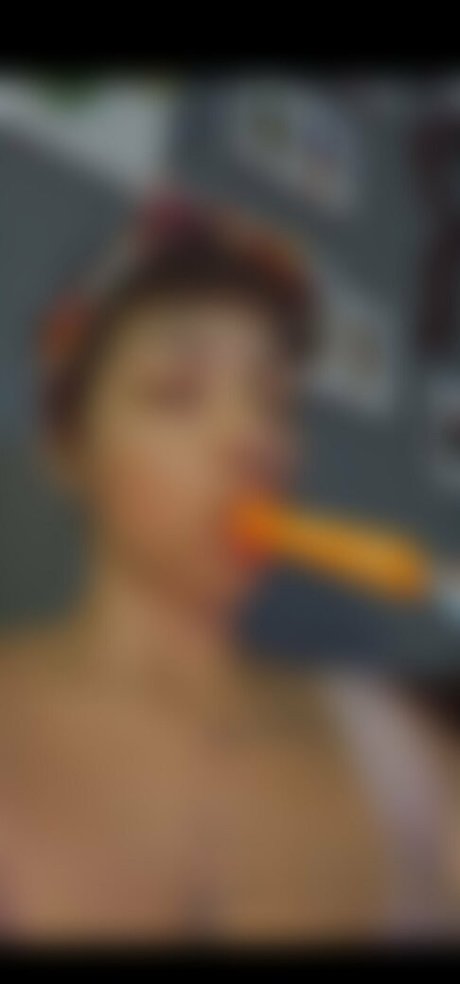 mizzoktoberxxx hot star img