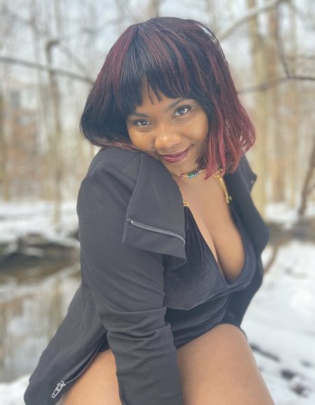 Fearlessaura beautiful model pictures