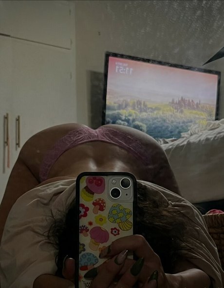 Hailey Gutierrez star perfect images