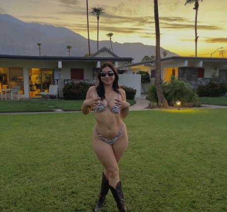 Hailey Gutierrez model best archive