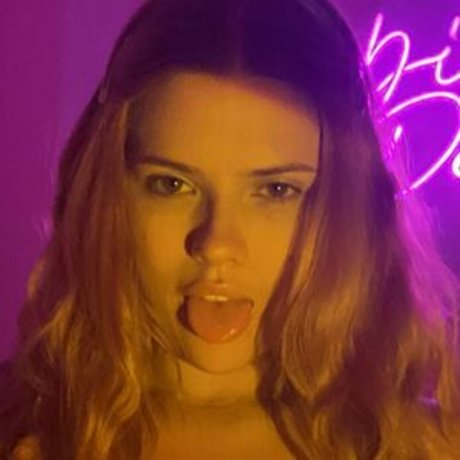 soylupitapeachof nudes model pic