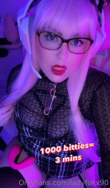 ladyfoxx90 sex pornstar image