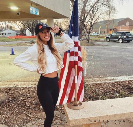 Jenna Hayworth adult model img