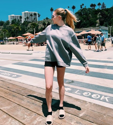 big natural tits onlyfans free nude picture