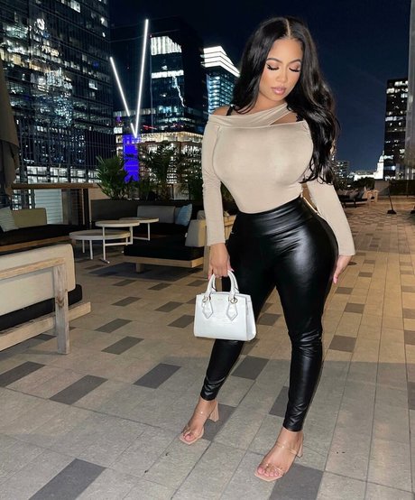 ass onlyfans free nude images