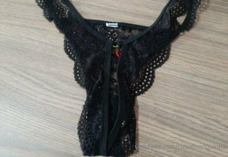 ruivabranquinha exclusive model img