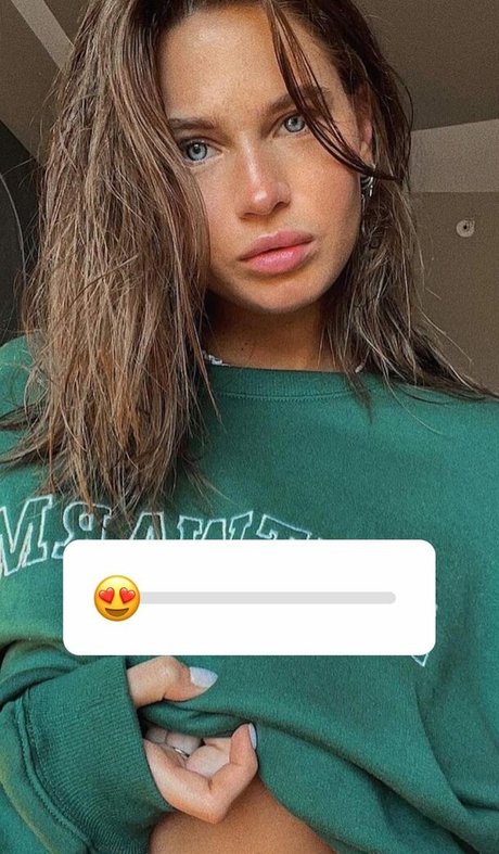 Daria Marinina star erotic gallery