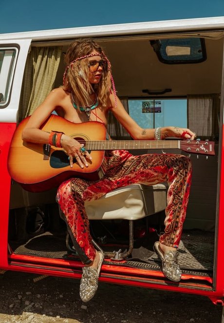 Daria Marinina erotic pornstar archive