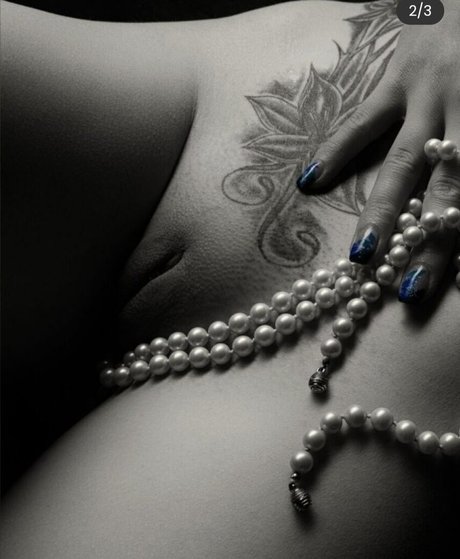 Sugar Sunny star pornographic pic