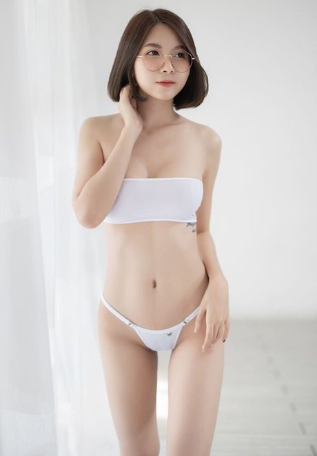 tiktok stars onlyfans exclusive pic