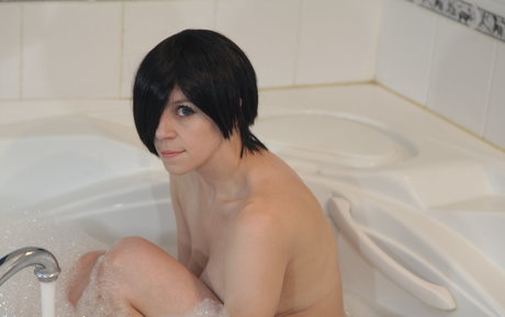 Little Finch nudes star photo