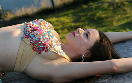 lili999 star free picture