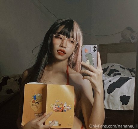 nahaneulll sex star images