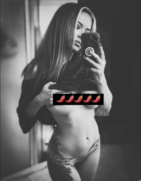 WishAlice model top photo