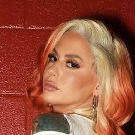 Tay Money nude pornstar gallery