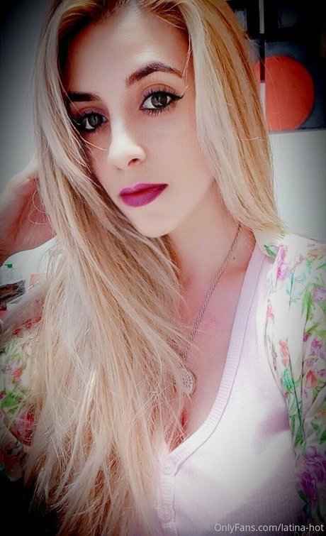 makeup artist onlyfans hot nude image