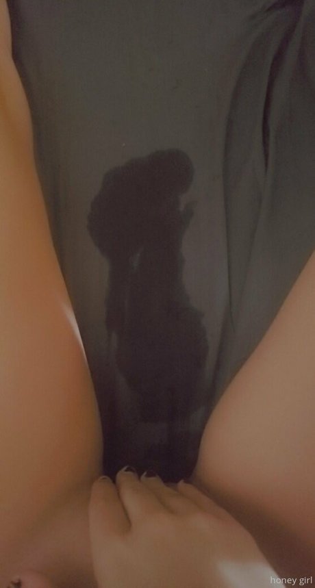 honey girl nude model pics