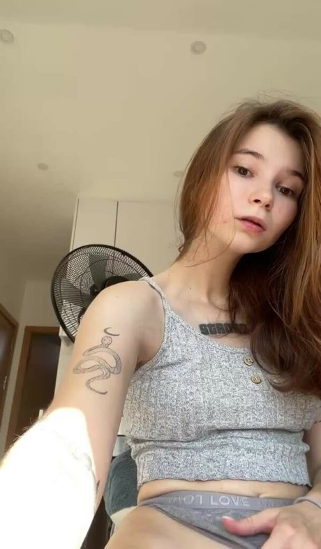 trans xxx onlyfans art nude photo