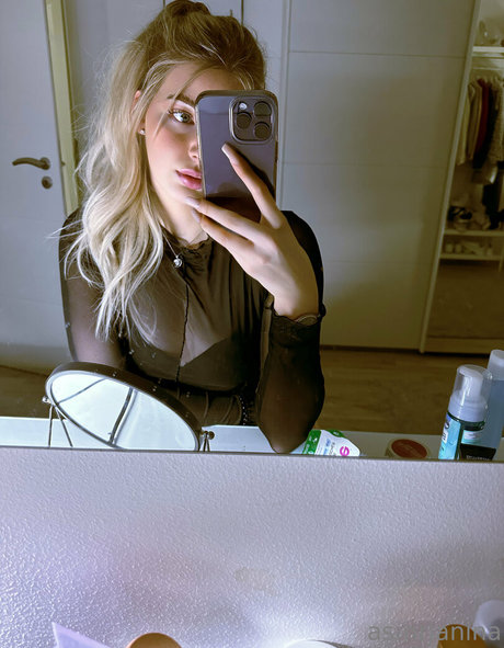 mature solo onlyfans free nude photos