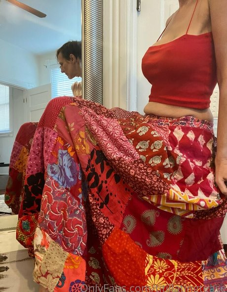 thick mature onlyfans adult photo