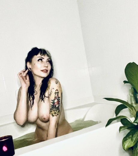 mars from earth Profile photo