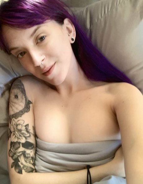 curvy kitty onlyfans naked photo